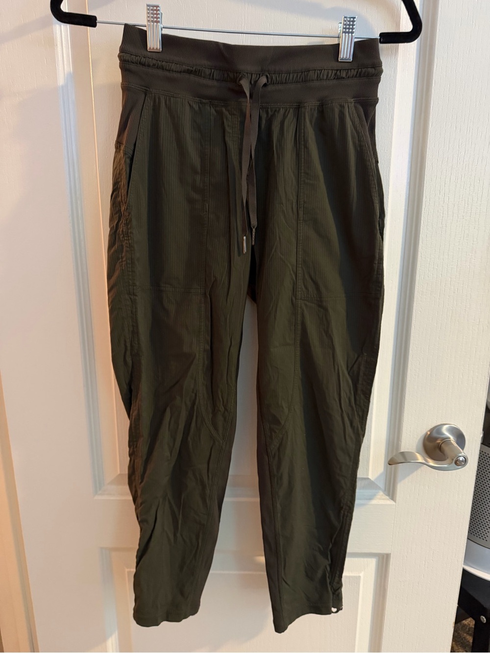 Lululemon Olive Green Dance Pant with Ankle Drawstring